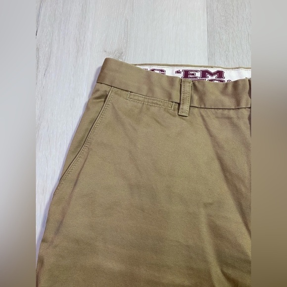 Texas A&M Game Day Dockers Khakis Gig Em Aggies, Tan, Size 32x29 - Picture 3 of 12